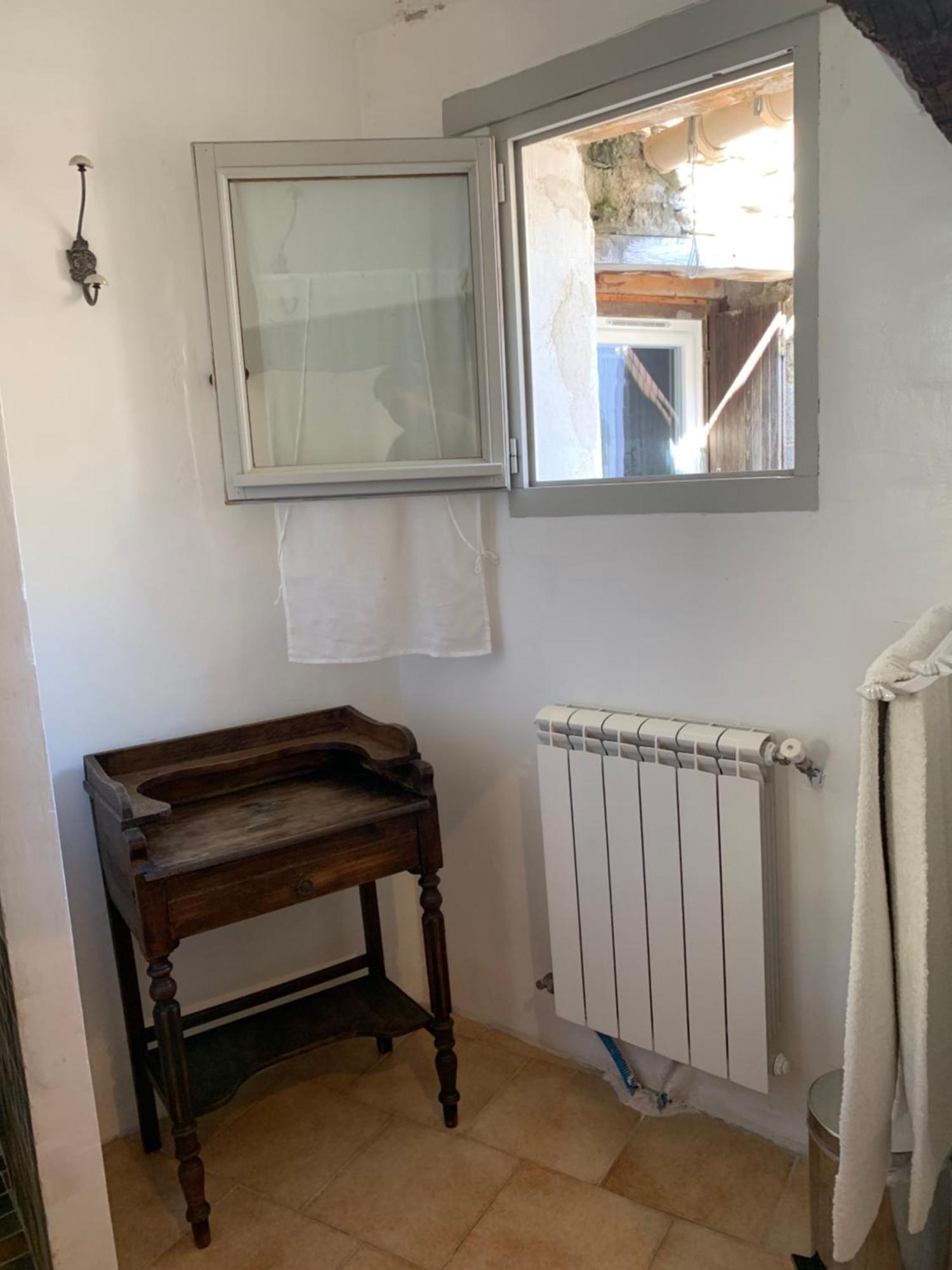 La Sarrasine Hotel Villes-sur-Auzon Екстериор снимка