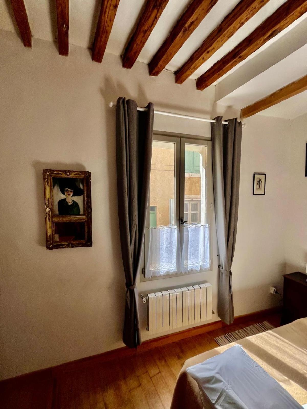 La Sarrasine Hotel Villes-sur-Auzon Екстериор снимка