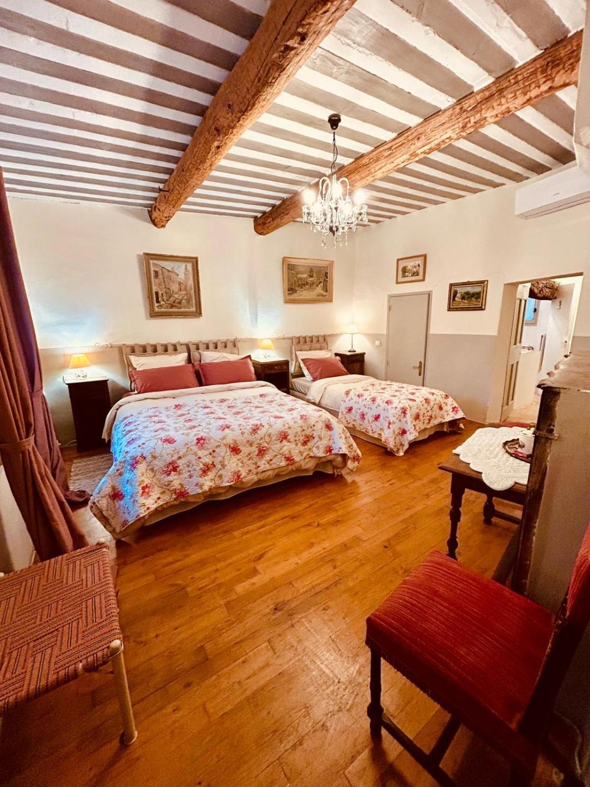 La Sarrasine Hotel Villes-sur-Auzon Екстериор снимка