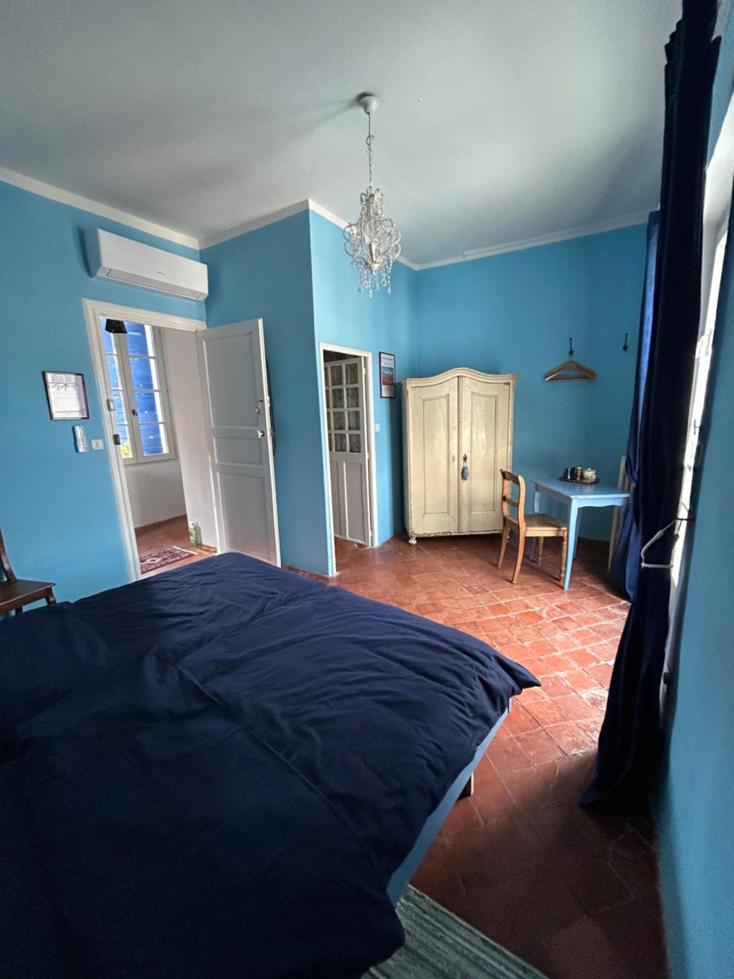 La Sarrasine Hotel Villes-sur-Auzon Екстериор снимка